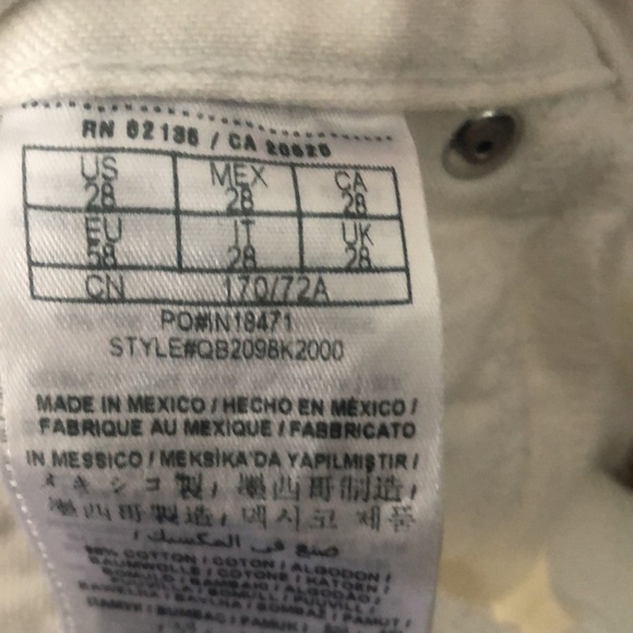 Guess jeans medium rise skinny Sarah fit in US size 28 - Picture 3 of 9